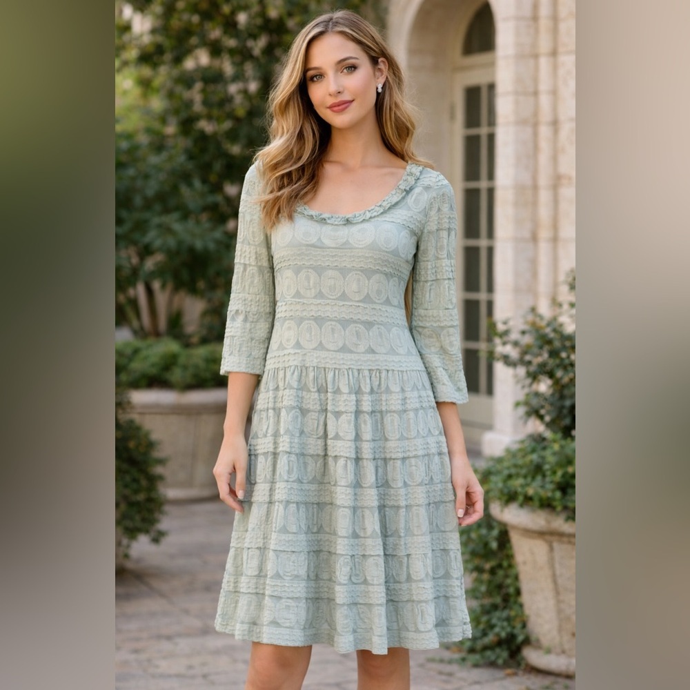 Sundance sz S/M soft green lace and ruffled feminine dress
